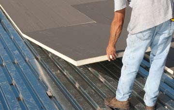 benefits of insulating Tremadog flat roofing
