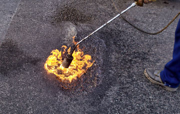 Tremadog flat roofing repairs